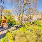 Studio For City Explorers - 3 Min Walk To Station