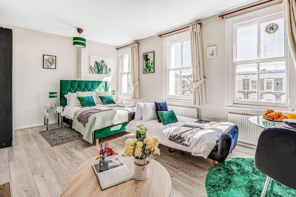 For Explorers - 3 Min Walk To Station Apartment *